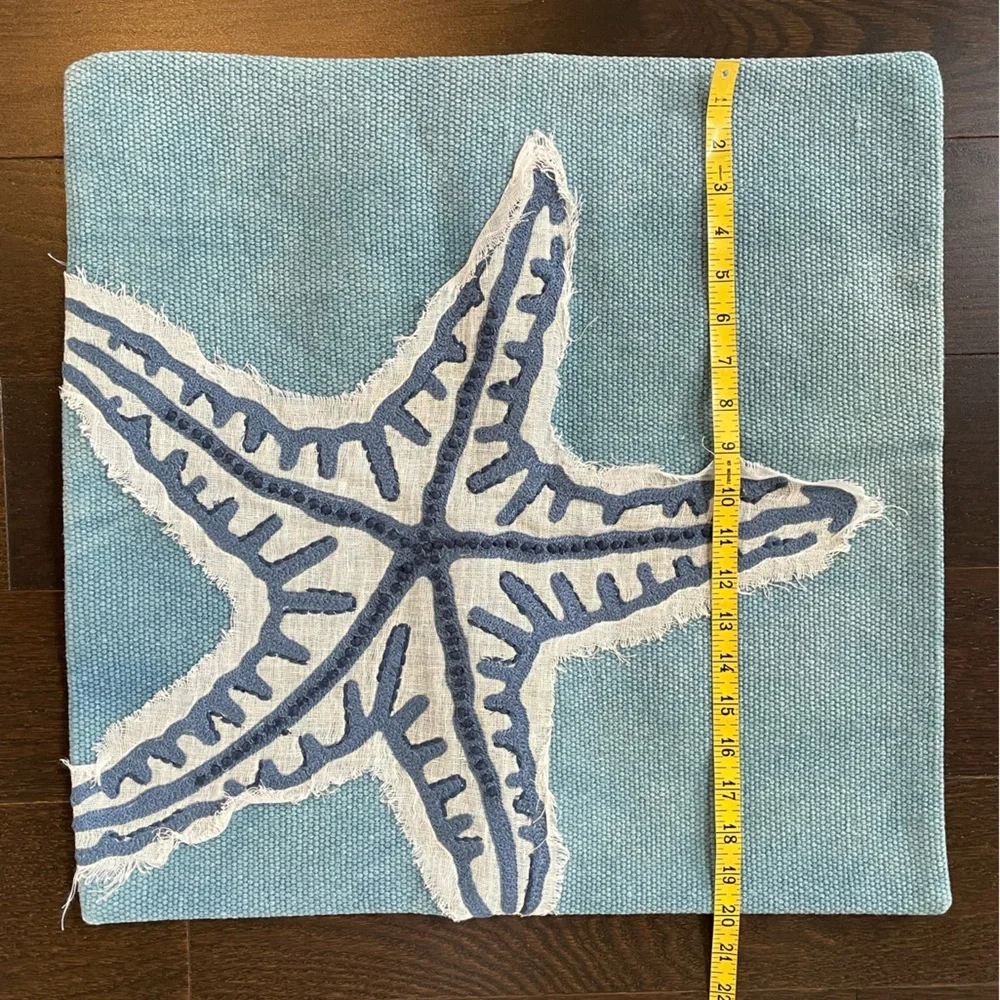 Pottery Barn Blue Starfish Pillow Cover - Picture 4 of 4